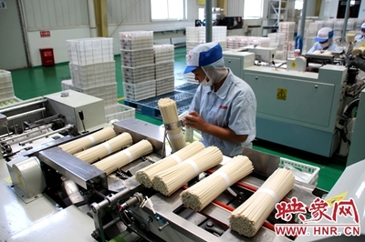 遂平振興路 品牌引領產業升級，企業擔當就業民生，農特產品暢銷四方